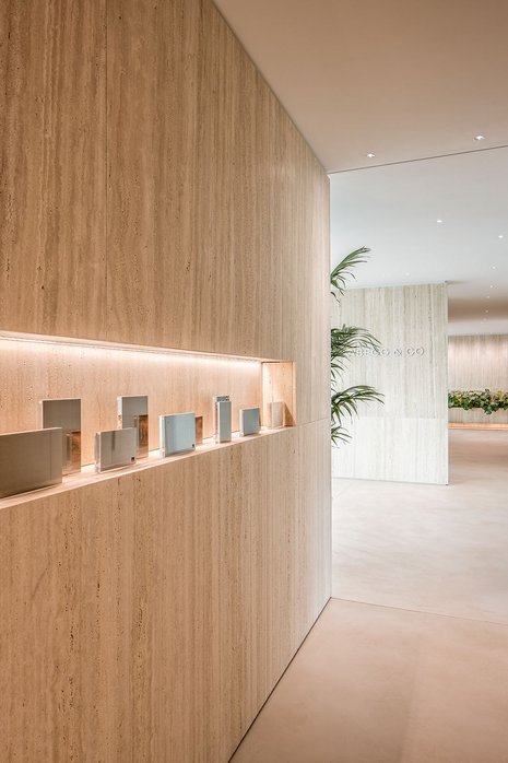 Müller Naturstein AG, Wandverkleidung, Travertin Romano Classico 