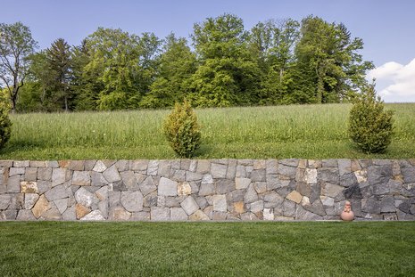 Natura Stein AG, Mauer, Guber hell
